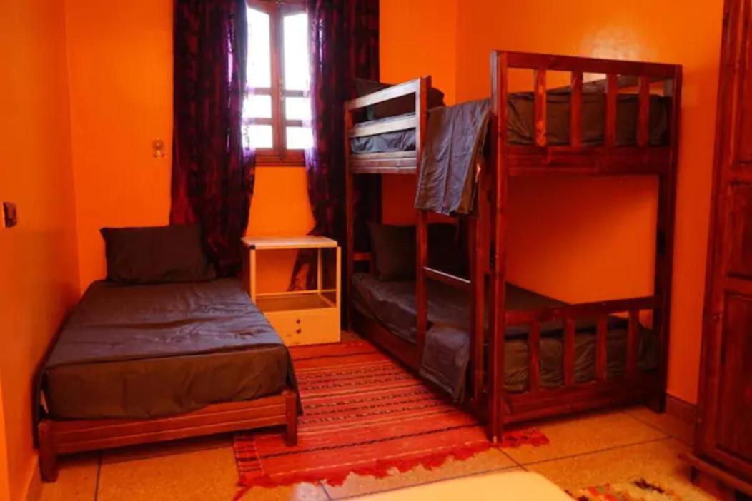 Emallayan Hostel Эмуан Экстерьер фото