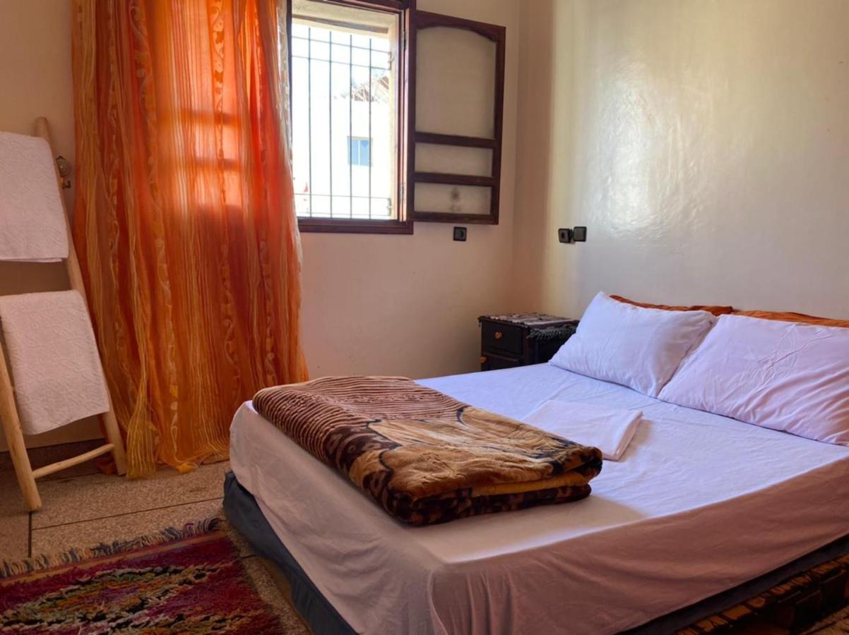 Emallayan Hostel Эмуан Экстерьер фото