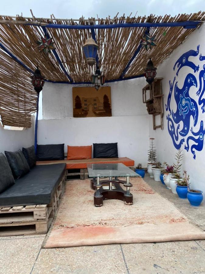 Emallayan Hostel Эмуан Экстерьер фото